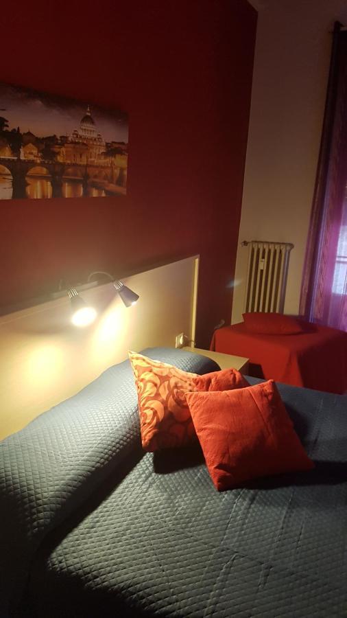 Domus Roma Hotel Exterior photo